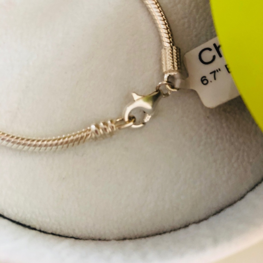 Chamilia Sterling Bracelet with Lime Green Jewelry Box 6.7 inches - Picture 7 of 12